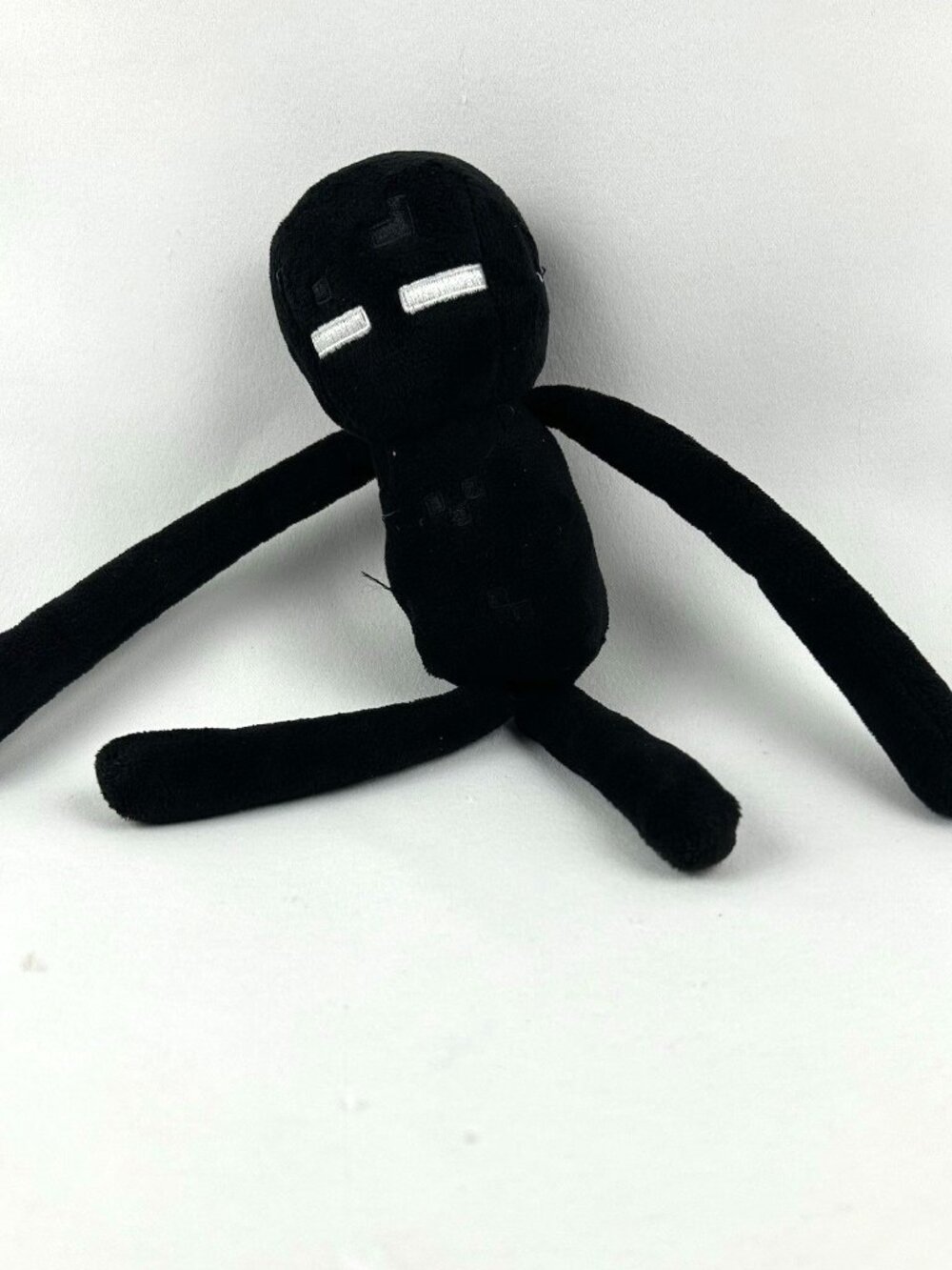 Minecraft Mojang Enderman Stuffed Plush 9-inch Black Jazwares 2019
